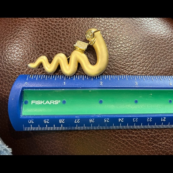 Brooch - Picture 3 of 3